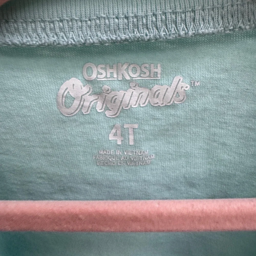 OshKosh B'gosh 4T Girls Light Blue Unicorn Santa Long Sleeve Shirt Top Christmas
